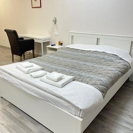 Loft Office 17 Hotel Castel Maggiore Bagian luar foto