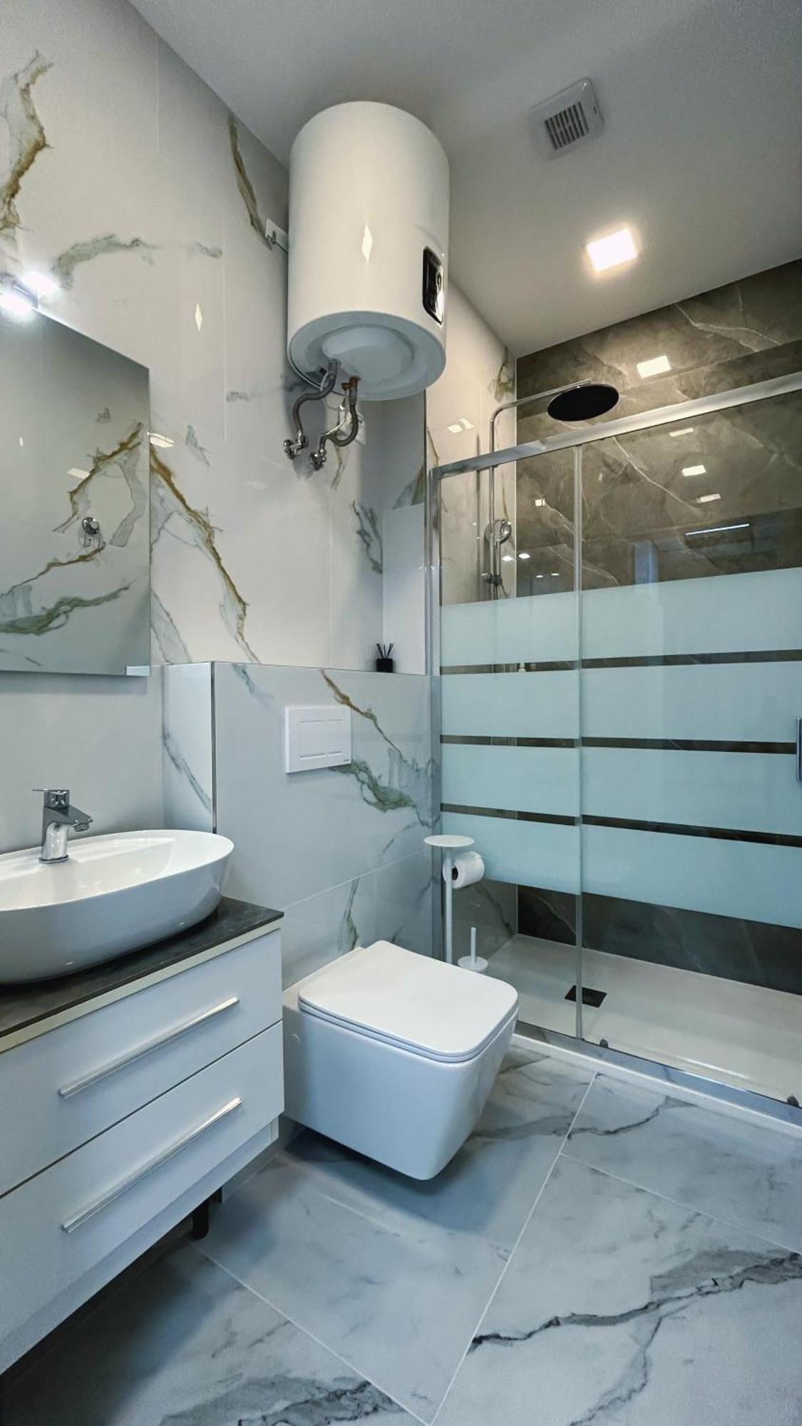 Loft Office 17 Hotel Castel Maggiore Bagian luar foto