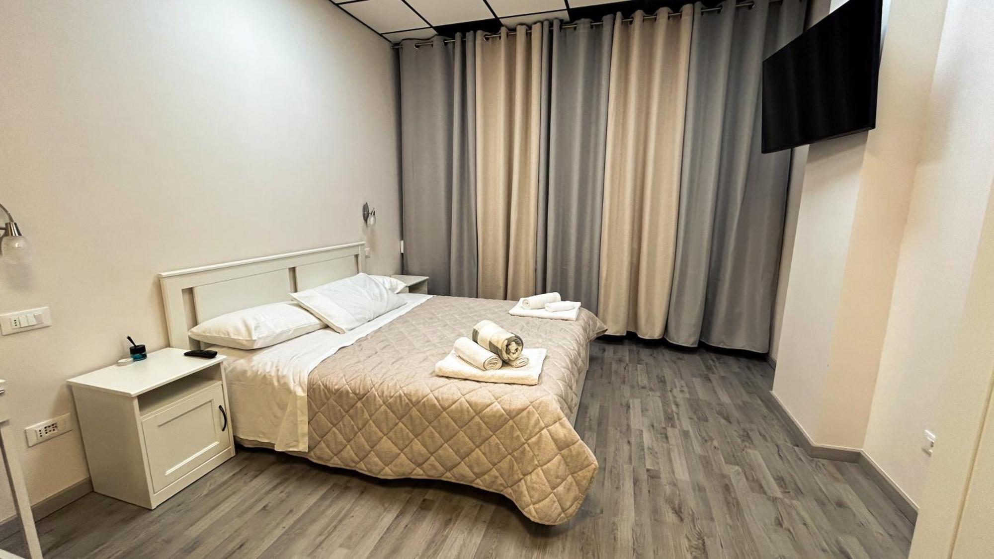 Loft Office 17 Hotel Castel Maggiore Bagian luar foto