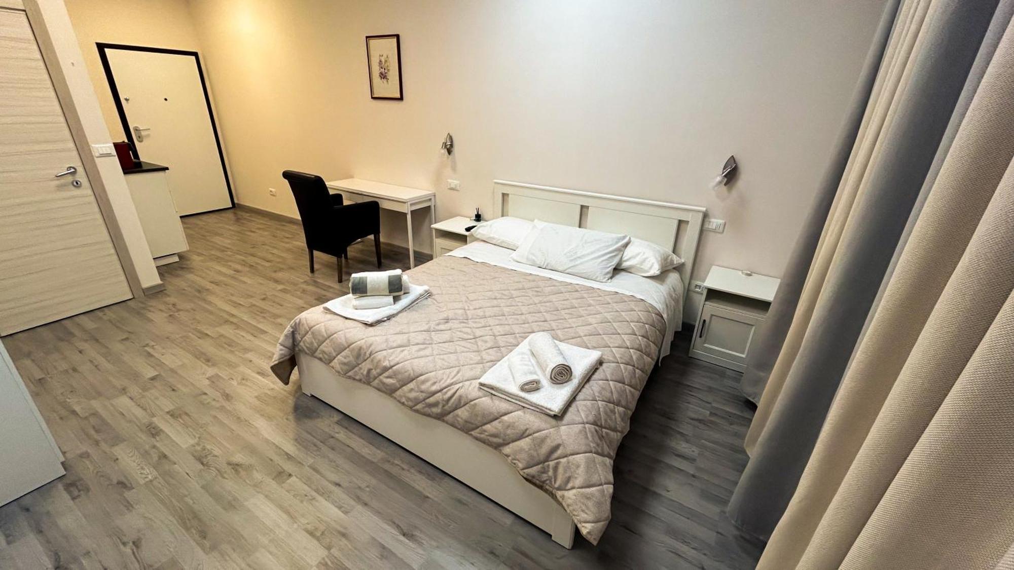 Loft Office 17 Hotel Castel Maggiore Bagian luar foto