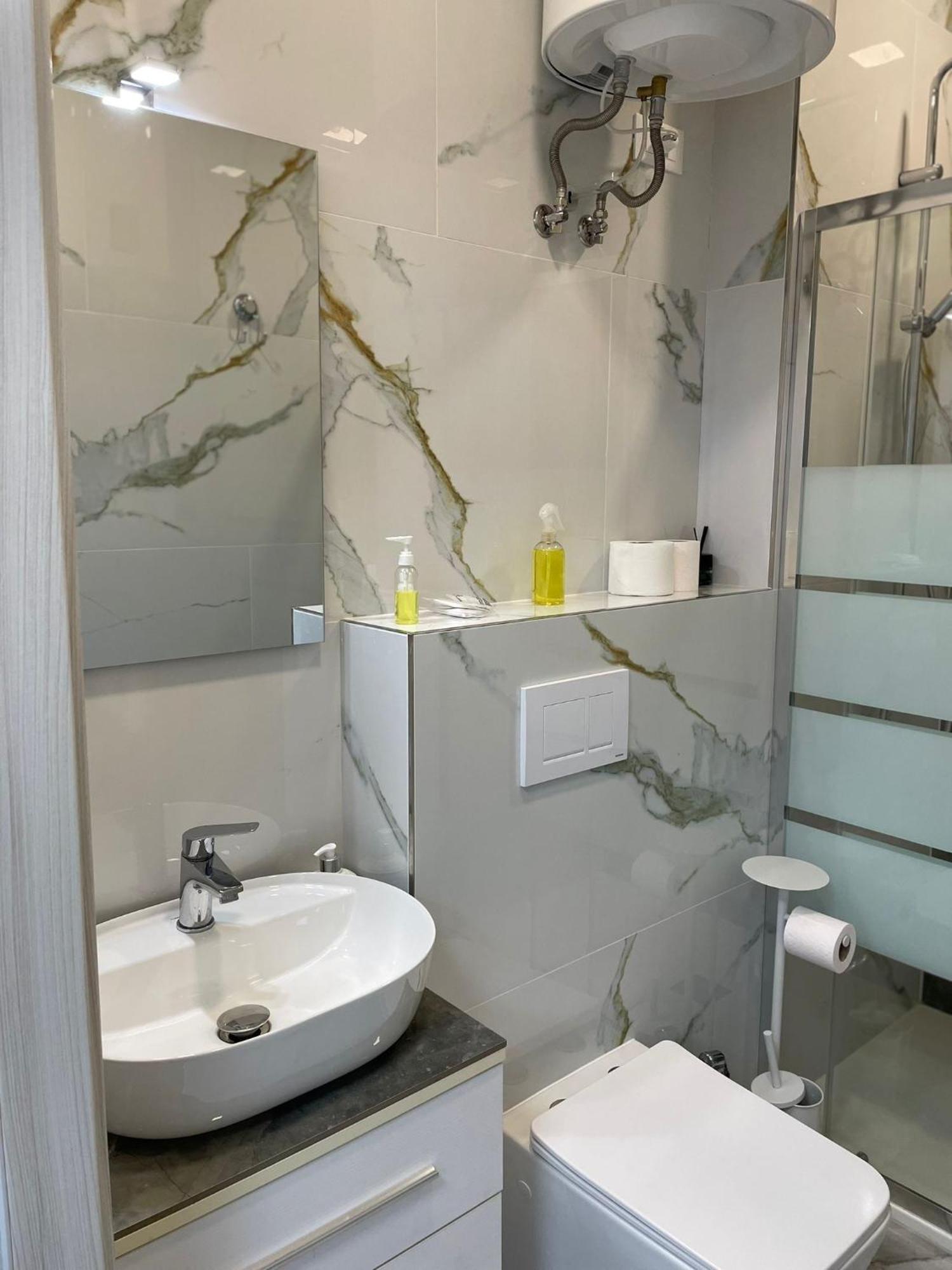 Loft Office 17 Hotel Castel Maggiore Bagian luar foto
